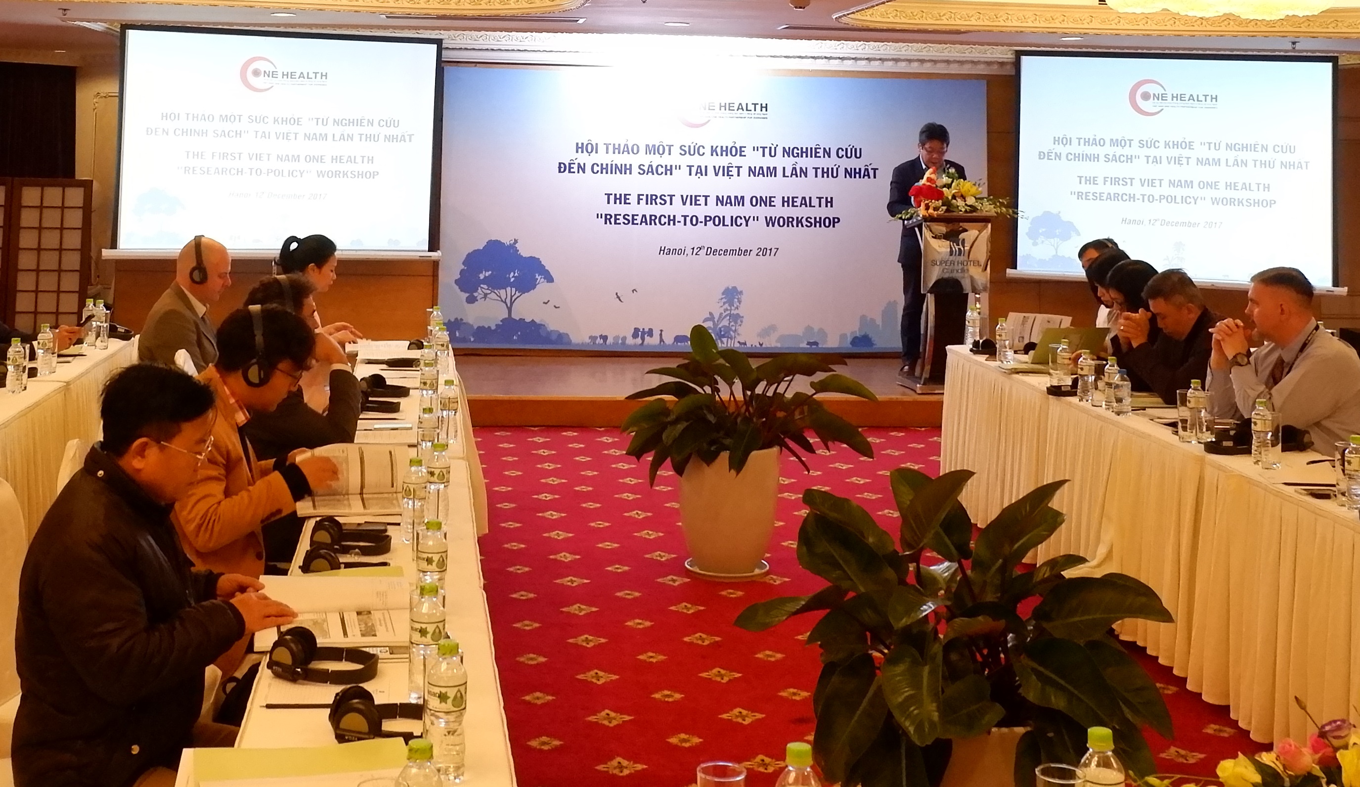 Tiền đề cho Diễn đàn Một sức khỏe thường niên - Hội nghị “Từ Nghiên cứu đến Chính sách” lần thứ nhất được tổ chức tại Hà Nội